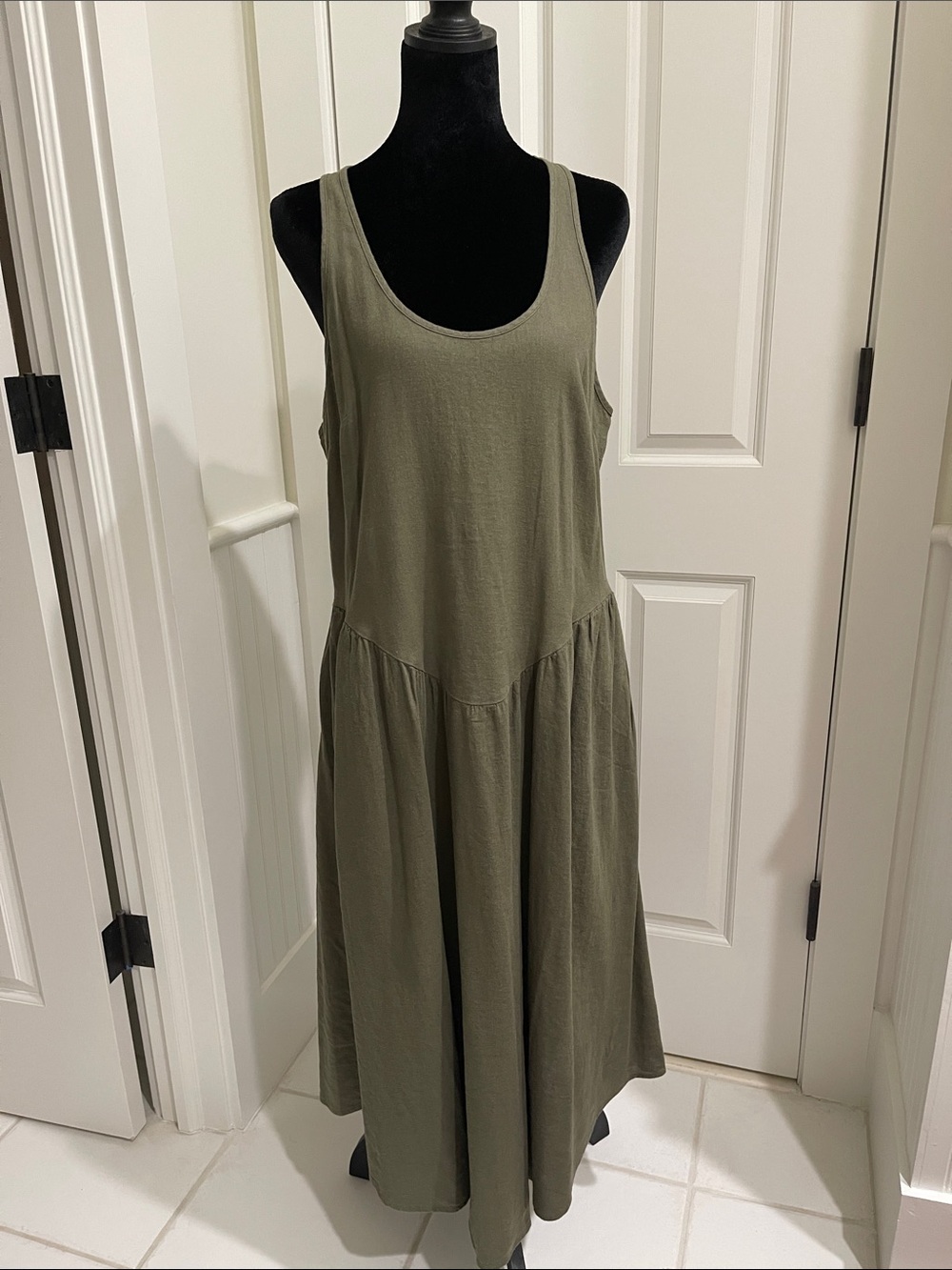 Universal Thread Olive Green Linen  Midi Tank Dress Size M